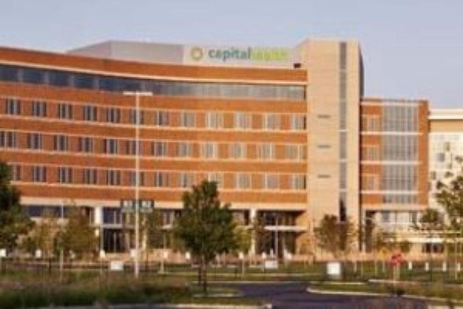 Capital Health Medical Center | Level III NICU