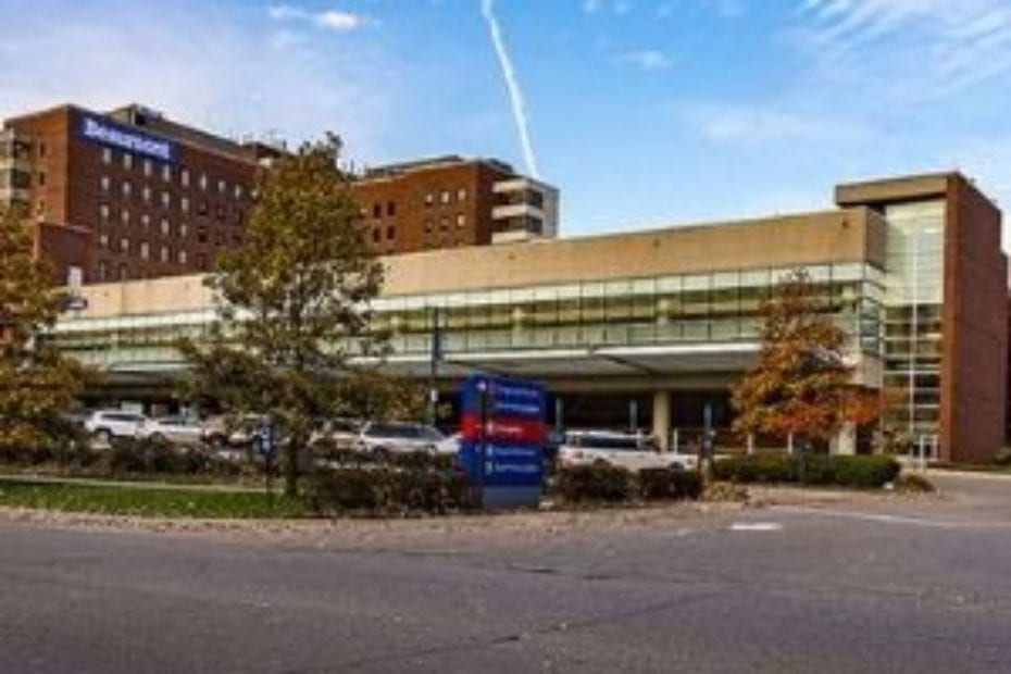 Beaumont Hospital Dearborn | Level III NICU