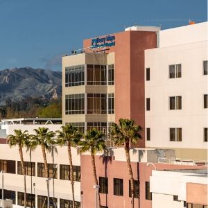 Henry Mayo Newhall Hospital | Level III NICU